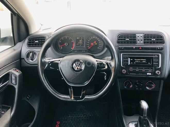 Volkswagen Polo 2018, 129,000 km - 1.6 l - Bakı
