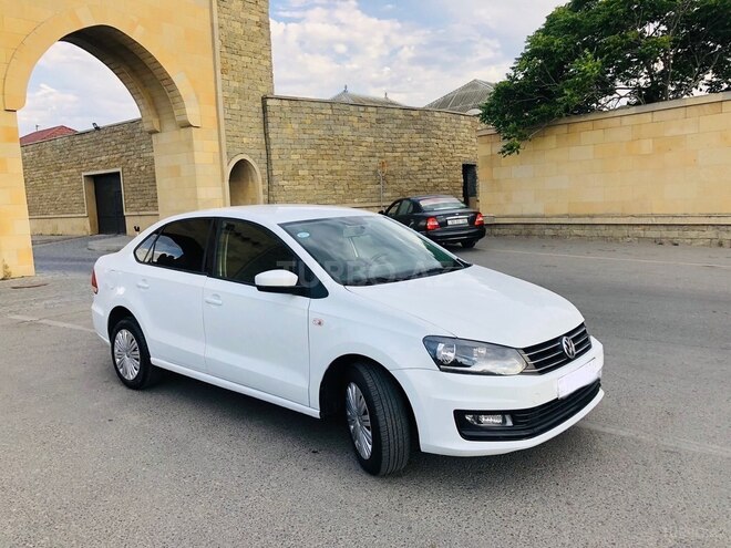 Volkswagen Polo 2018, 129,000 km - 1.6 l - Bakı