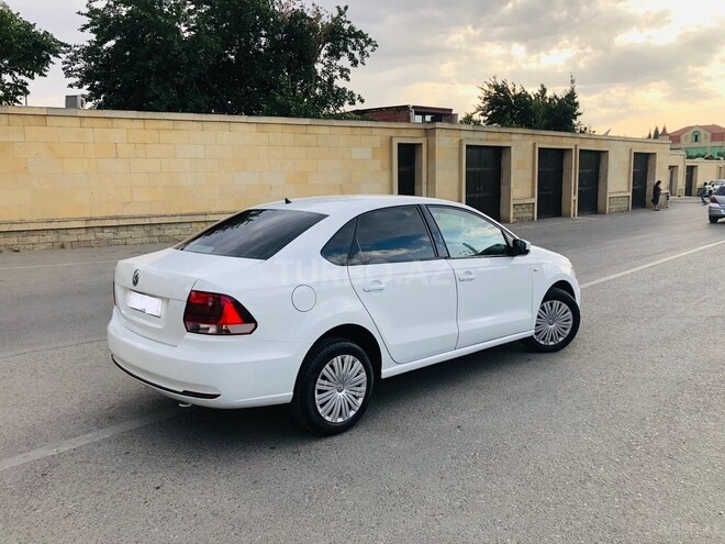 Volkswagen Polo 2018, 129,000 km - 1.6 l - Bakı