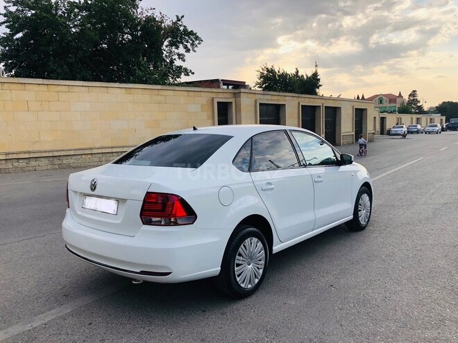 Volkswagen Polo 2018, 129,000 km - 1.6 l - Bakı