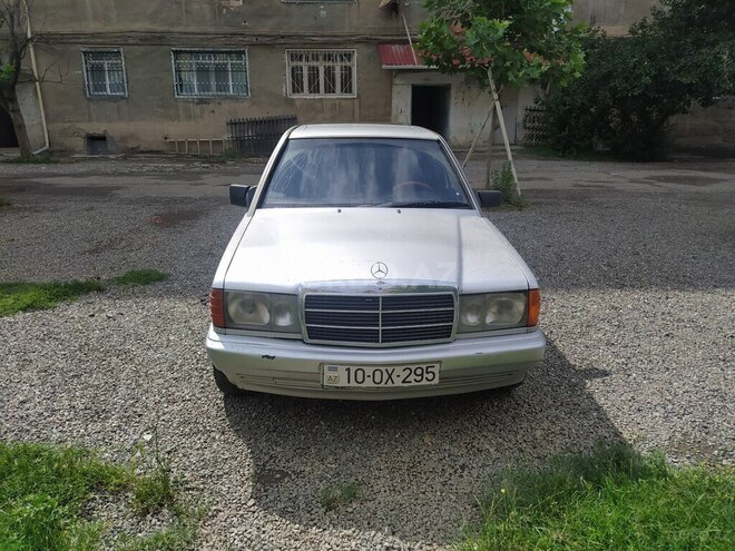 Mercedes 190 1991, 380,000 km - 2.5 l - Gəncə