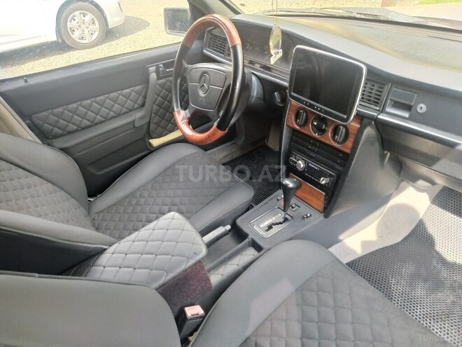 Mercedes 190 1991, 380,000 km - 2.5 l - Gəncə