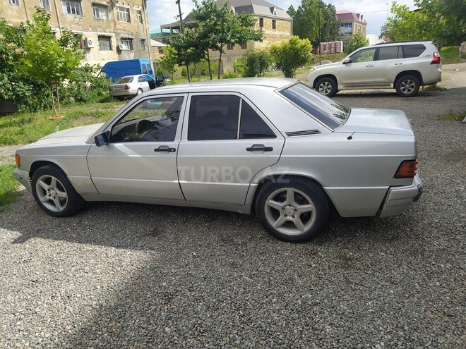 Mercedes 190 1991, 380,000 km - 2.5 l - Gəncə