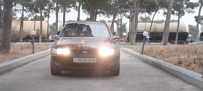 Opel Vectra 1997, 255,632 km - 2.0 l - Bakı