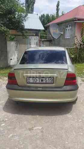 Opel Vectra 1996, 404,484 km - 1.8 l - Şəki
