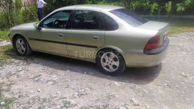 Opel Vectra 1996, 404,484 km - 1.8 l - Şəki