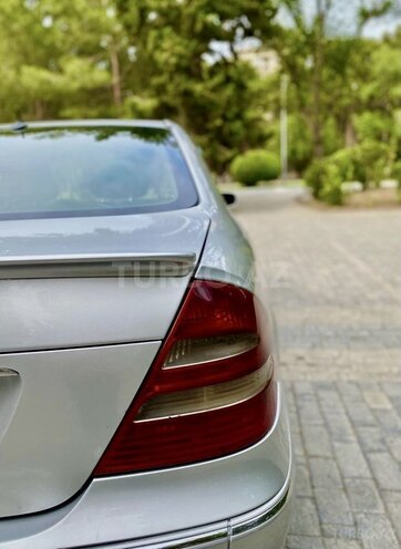 Mercedes E 270 2003, 284,000 km - 2.7 l - Bakı