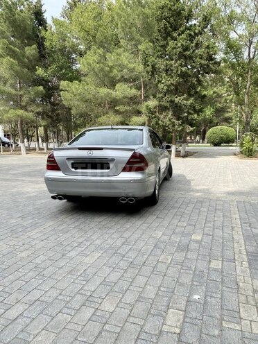 Mercedes E 270 2003, 284,000 km - 2.7 l - Bakı