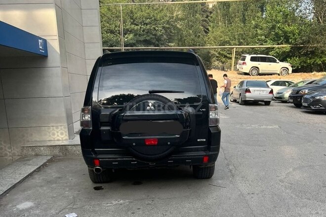 Mitsubishi Pajero 2007, 226,000 km - 3.0 l - Bakı