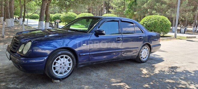 Mercedes E 230 1996, 324,879 km - 2.3 л - Sumqayıt