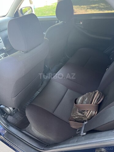 Toyota Corolla 2006, 233,000 km - 1.4 l - Bakı