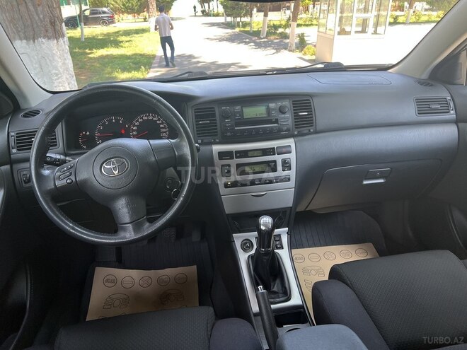 Toyota Corolla 2006, 233,000 km - 1.4 l - Bakı
