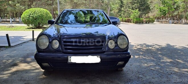 Mercedes E 230 1996, 324,879 km - 2.3 л - Sumqayıt