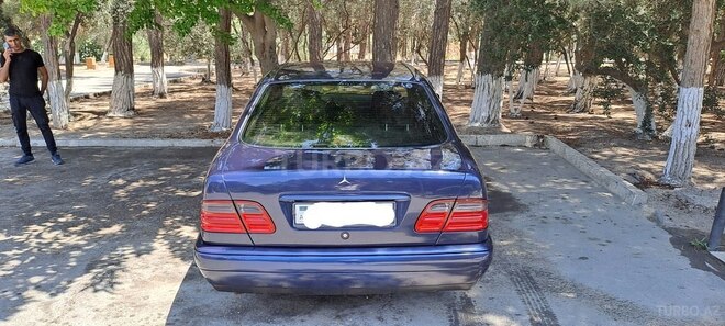 Mercedes E 230 1996, 324,879 km - 2.3 л - Sumqayıt