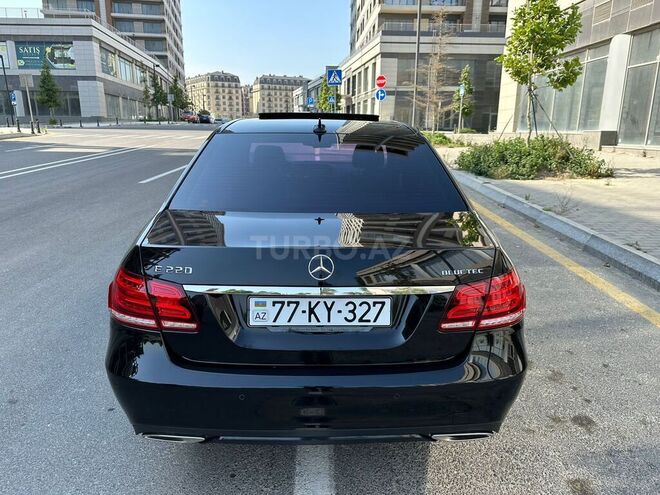 Mercedes E 220 2015, 143,000 km - 2.2 l - Bakı