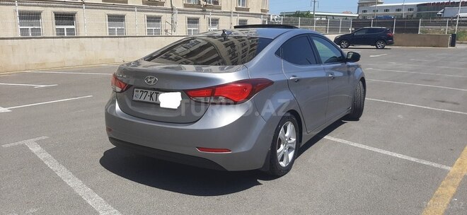 Hyundai Elantra 2015, 82,746 km - 1.8 l - Xırdalan