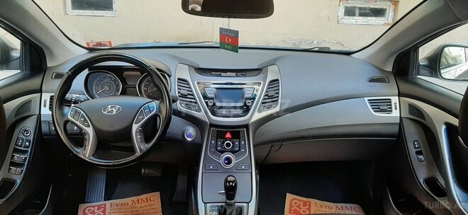 Hyundai Elantra 2015, 82,746 km - 1.8 l - Xırdalan