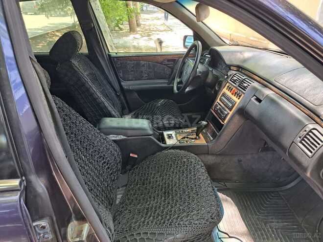 Mercedes E 240 1998, 284,008 km - 2.4 l - Bakı