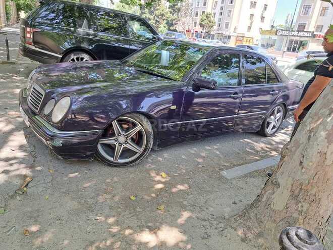 Mercedes E 240 1998, 284,008 km - 2.4 l - Bakı