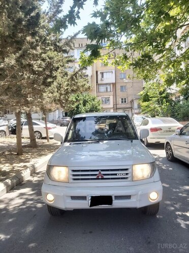 Mitsubishi Pajero io 2000, 256,381 km - 1.8 l - Bakı