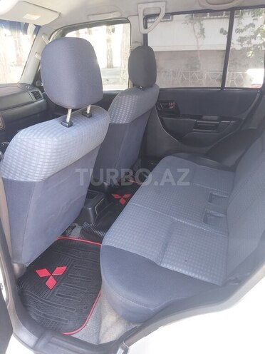 Mitsubishi Pajero io 2000, 256,381 km - 1.8 l - Bakı