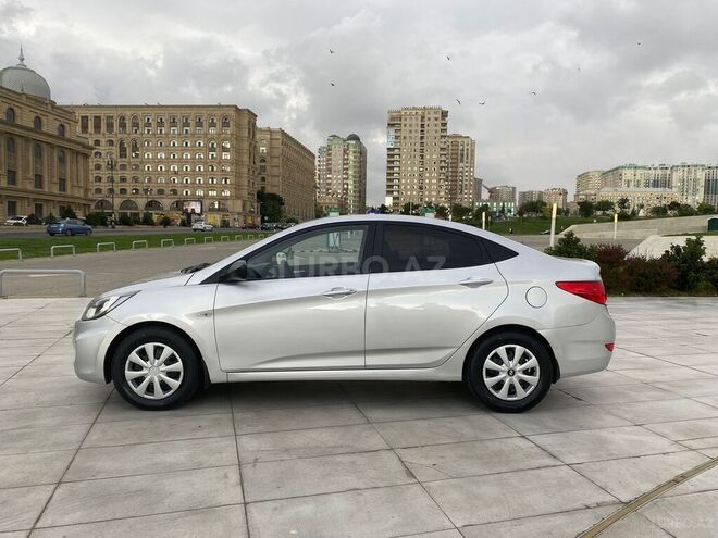 Hyundai Accent 2012, 220,000 km - 1.4 l - Bakı