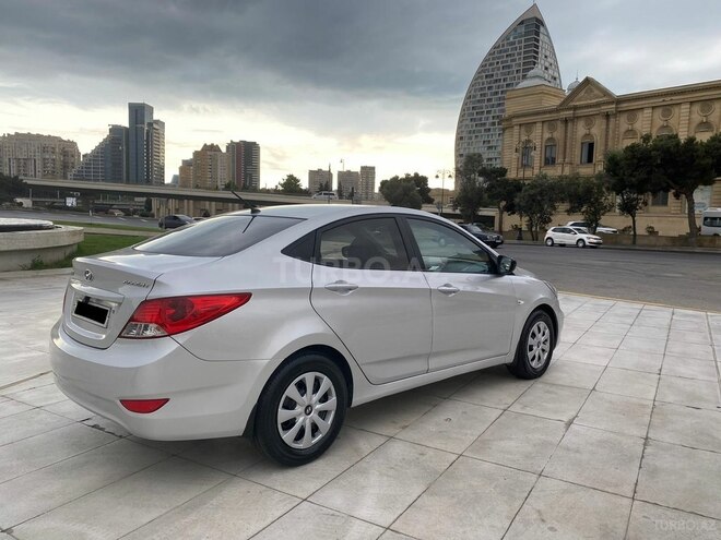 Hyundai Accent 2012, 220,000 km - 1.4 l - Bakı