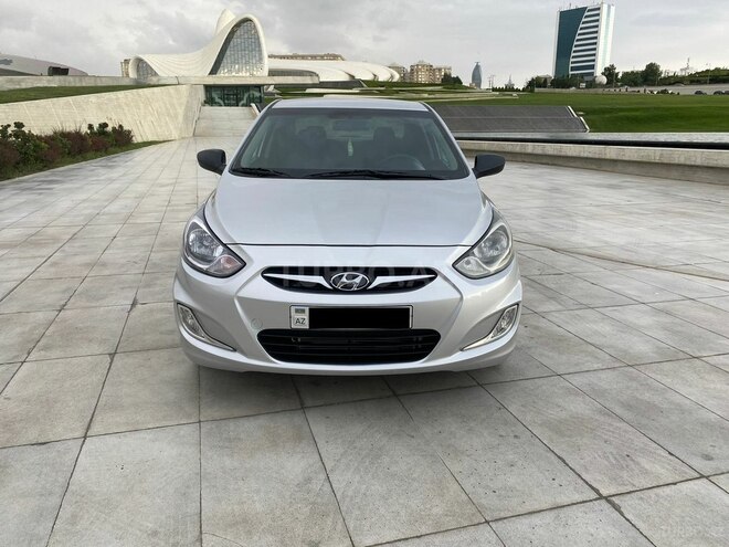 Hyundai Accent 2012, 220,000 km - 1.4 l - Bakı