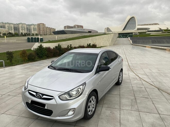 Hyundai Accent 2012, 220,000 km - 1.4 l - Bakı