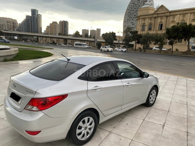 Hyundai Accent 2012, 220,000 km - 1.4 l - Bakı