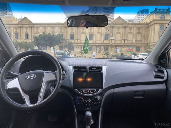 Hyundai Accent 2012, 220,000 km - 1.4 l - Bakı