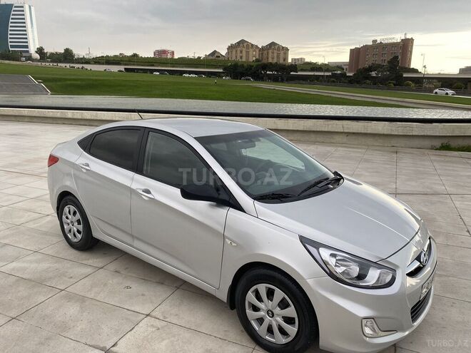 Hyundai Accent 2012, 220,000 km - 1.4 l - Bakı