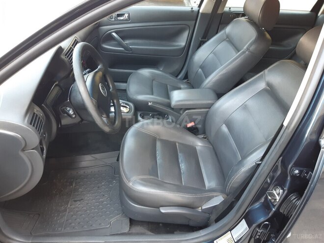 Volkswagen Passat 2004, 158,000 km - 1.8 л - Bakı