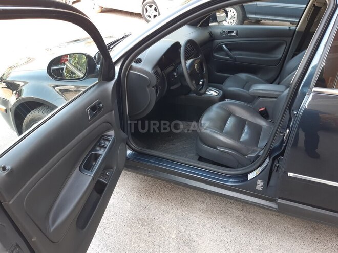 Volkswagen Passat 2004, 158,000 km - 1.8 л - Bakı