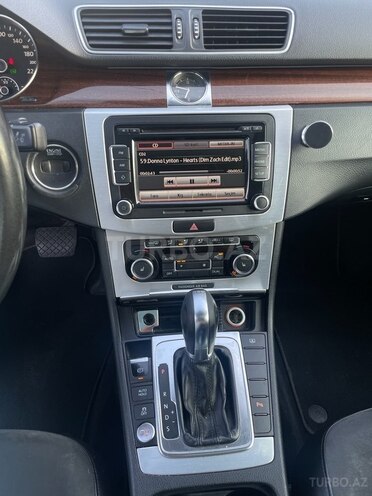 Volkswagen Passat 2011, 162,500 km - 1.8 l - Bakı