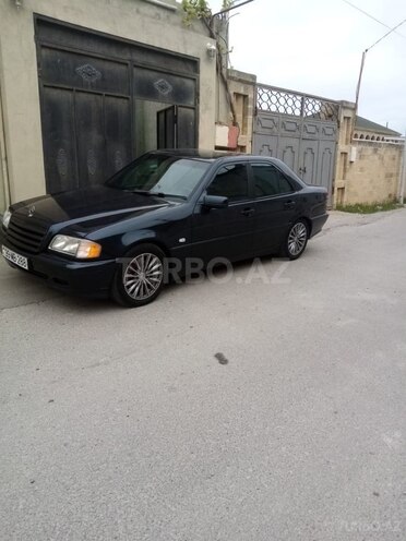 Mercedes C 200 1997, 320,000 km - 2.0 l - Bakı