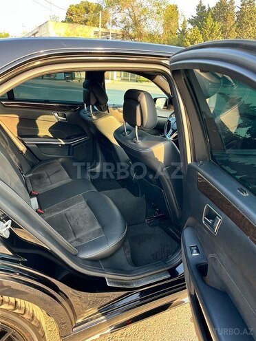 Mercedes E 200 2014, 170,000 km - 2.0 л - Sumqayıt