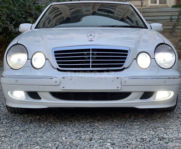 Mercedes E 320 2000, 133,433 km - 3.2 l - Bakı
