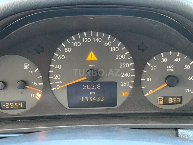 Mercedes E 320 2000, 133,433 km - 3.2 l - Bakı