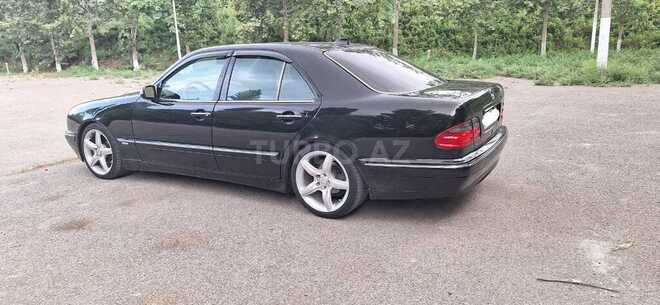 Mercedes E 240 2001, 408,214 km - 2.4 l - Sabirabad