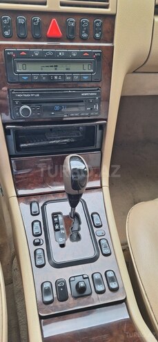 Mercedes E 240 2001, 408,214 km - 2.4 l - Sabirabad