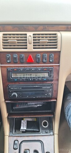 Mercedes E 240 2001, 408,214 km - 2.4 l - Sabirabad