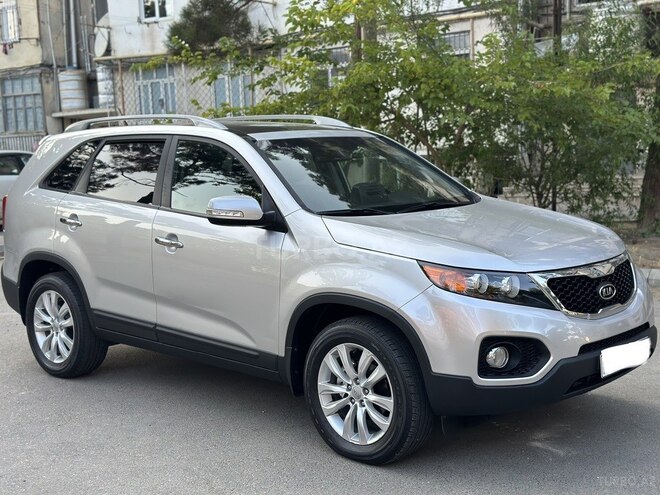 Kia Sorento 2011, 176,000 km - 2.0 l - Bakı