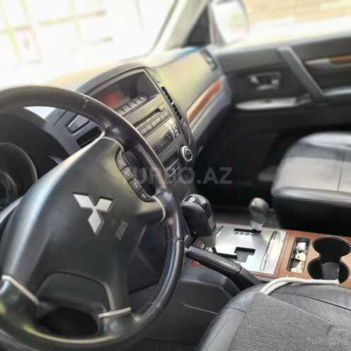 Mitsubishi Pajero 2008, 217,000 km - 3.0 l - Bakı