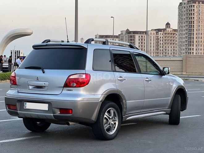 Mitsubishi Outlander 2006, 270,000 km - 2.4 l - Bakı