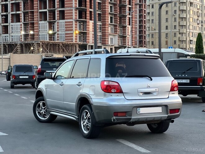 Mitsubishi Outlander 2006, 270,000 km - 2.4 l - Bakı
