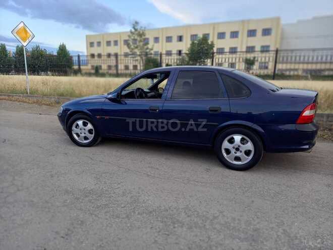 Opel Vectra 1998, 365,245 km - 1.6 л - Qazax