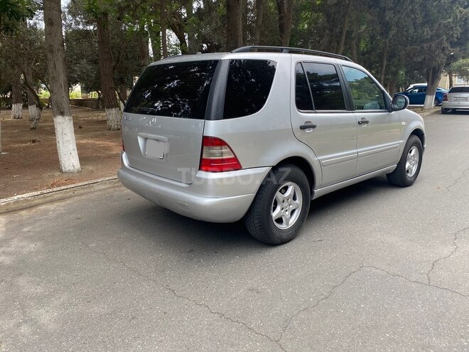 Mercedes ML 320 2001, 258,000 km - 3.2 l - Sumqayıt
