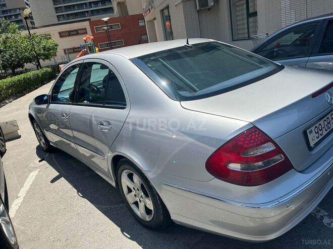 Mercedes E 240 2003, 291,000 km - 2.6 l - Bakı