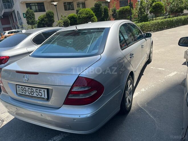 Mercedes E 240 2003, 291,000 km - 2.6 l - Bakı